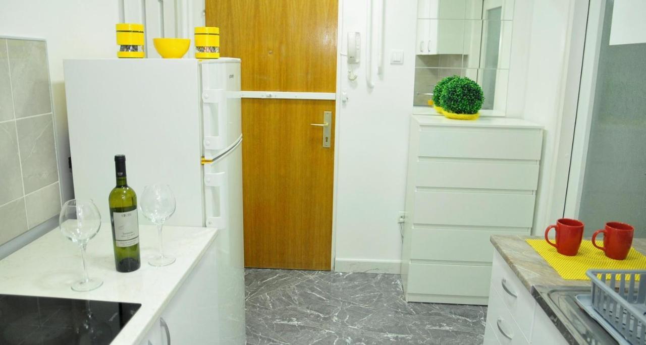 Manirosi 5 Apartment Subotica Extérieur photo